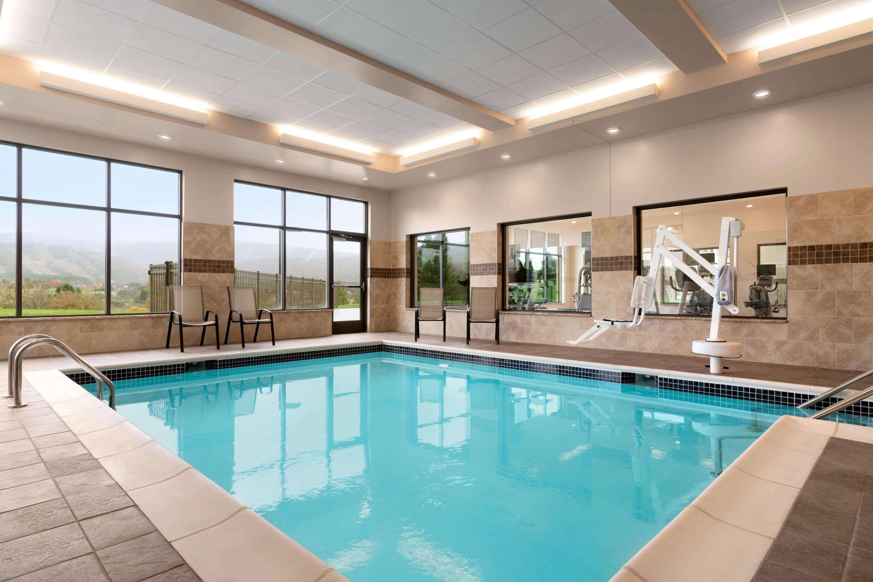 Отель Wyndham Garden State College Boalsburg Экстерьер фото